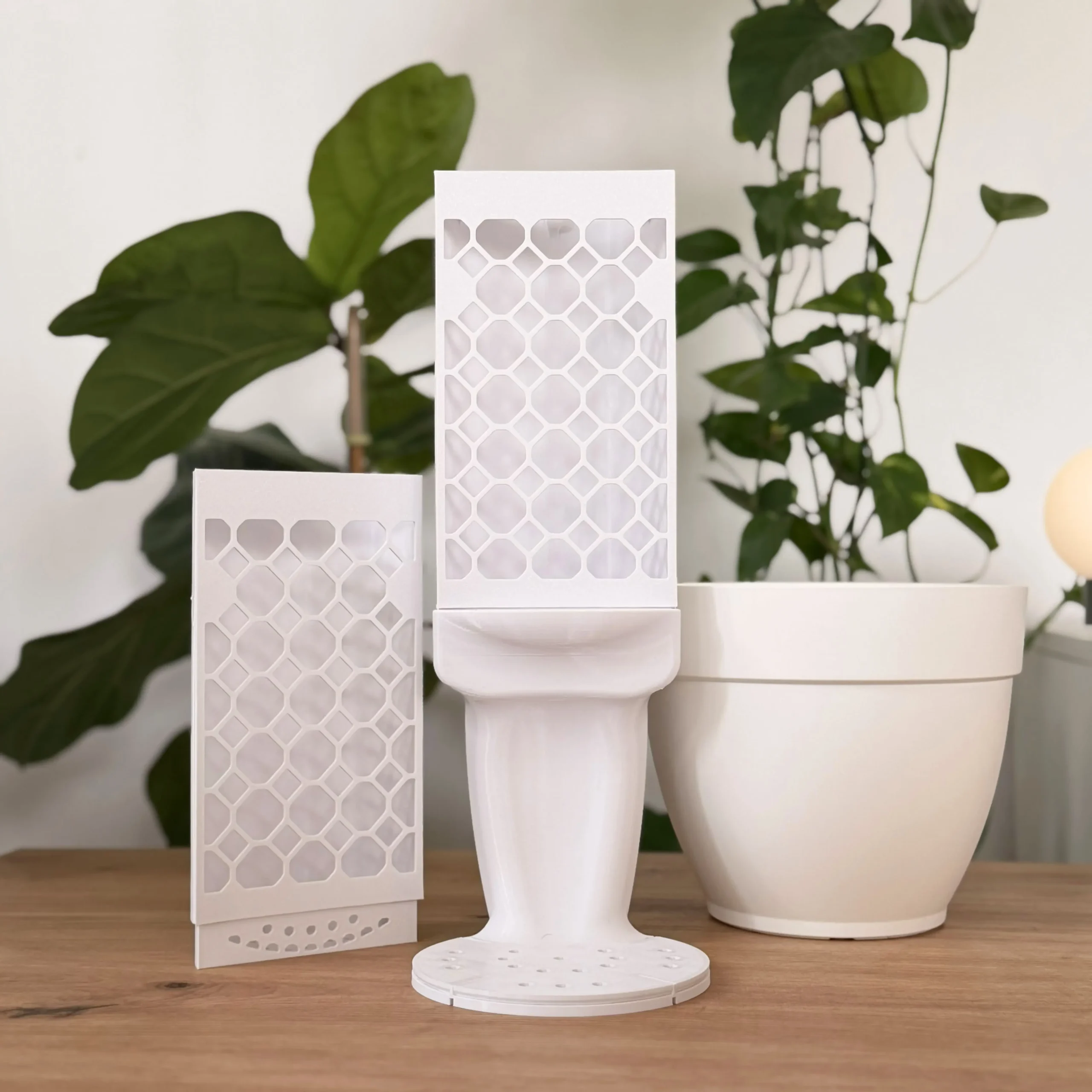 Evoter Advanced Blanco Nucelar / Blanco Nucelar - Plantil World Evoter Advanced en color blanco nucelar con maceta blanco nucelar
